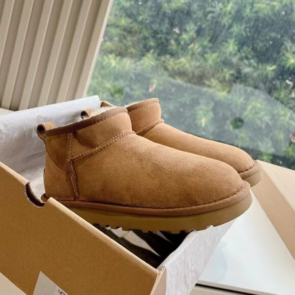 UGG Classic Ultra Mini Boots chestnut - Picture 7 of 9